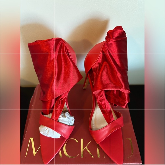 Mackin J Red Heels - Picture 4 of 4
